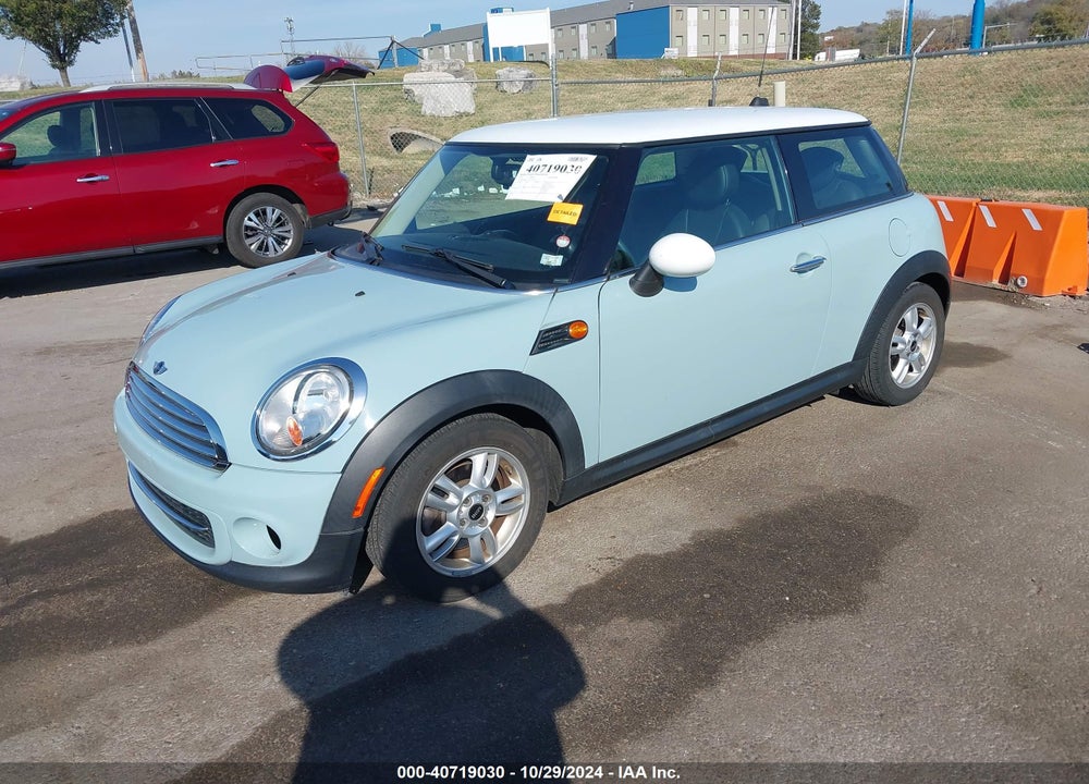 2012 MINI COOPER VIN: WMWSU3C51CT367317