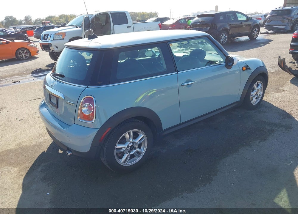2012 MINI COOPER VIN: WMWSU3C51CT367317