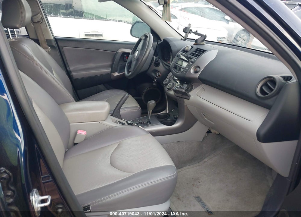 2007 TOYOTA RAV4 VIN: JTMZD35V375067089