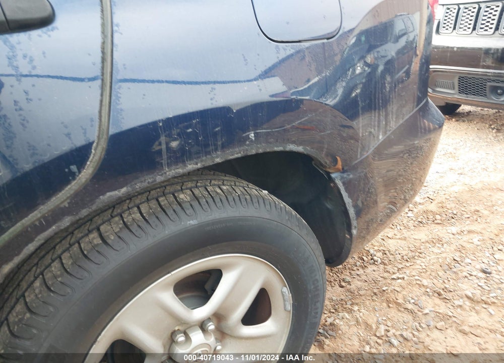 2007 TOYOTA RAV4 VIN: JTMZD35V375067089