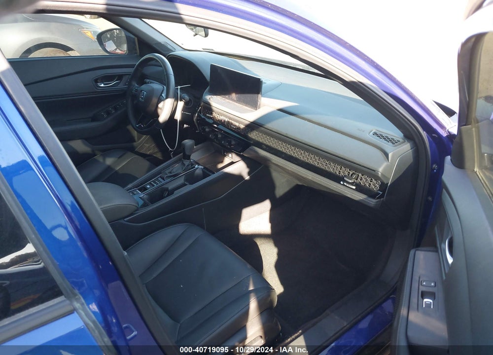 2024 HONDA ACCORD HYBRID SPORT-L VIN: 1HGCY2F74RA067604