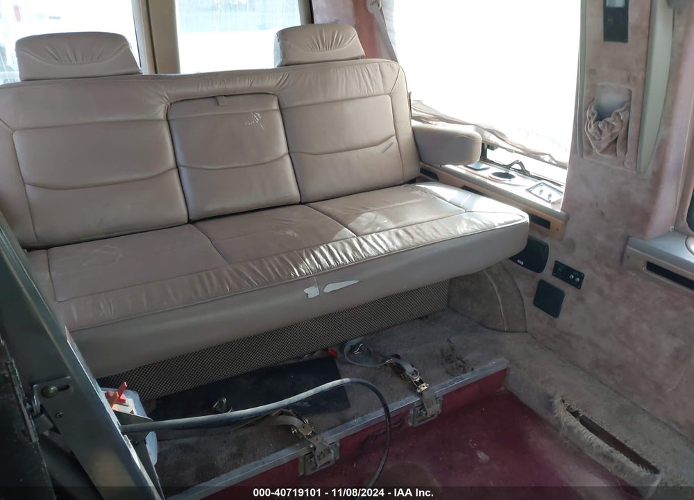 1997 GMC SAVANA RV G1500 VIN: 1GDFG15R7V1052595