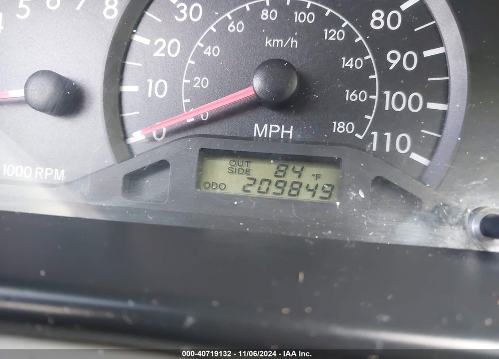 2007 TOYOTA COROLLA CE VIN: 2T1BR32E67C785570