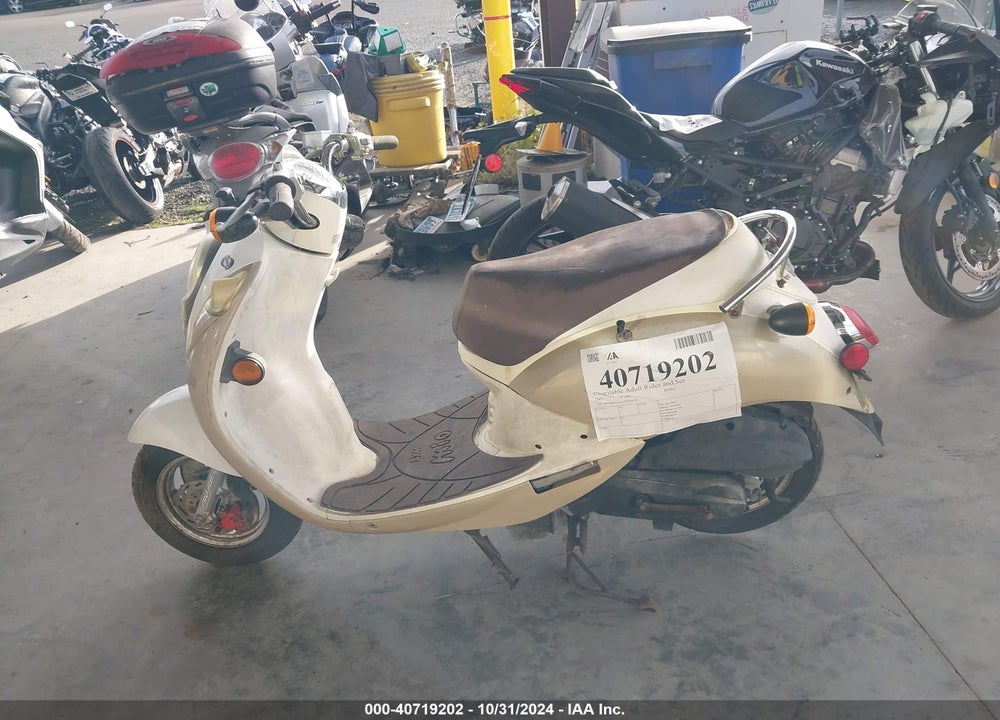 2007 SYM MIO 50 VIN: RFGBS1CAX7SHU0120