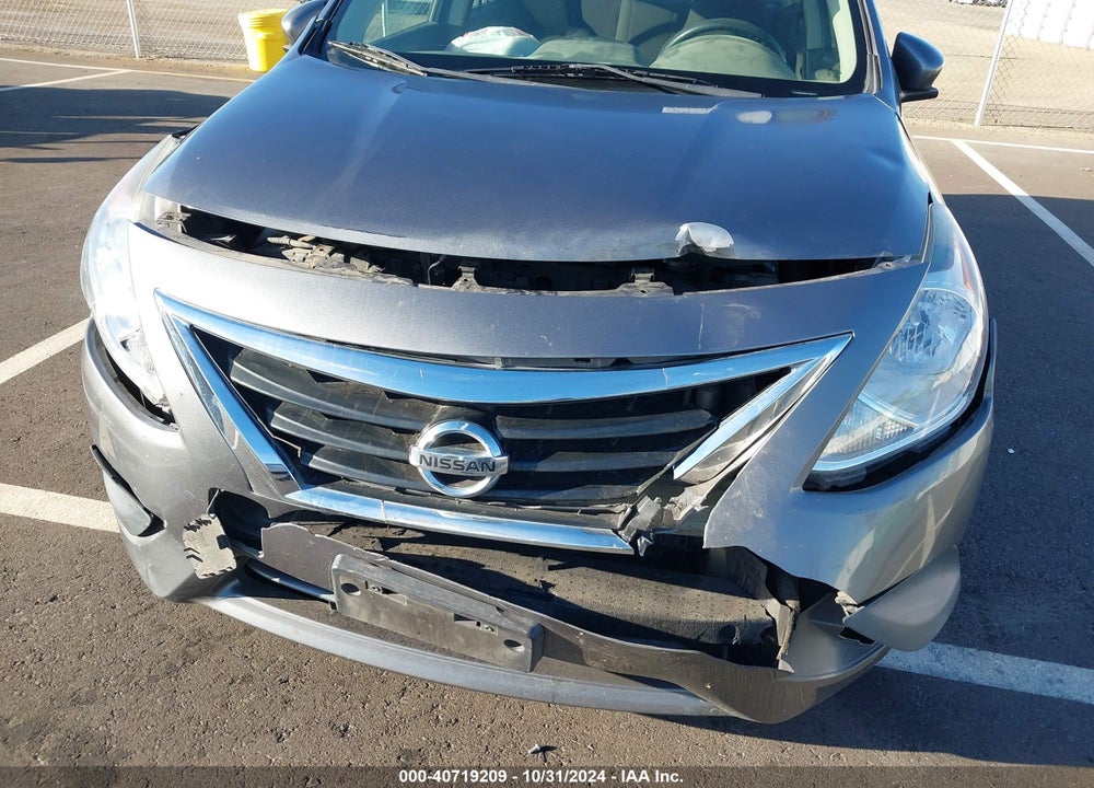2016 NISSAN VERSA 1.6 S+ VIN: 3N1CN7AP0GL880037
