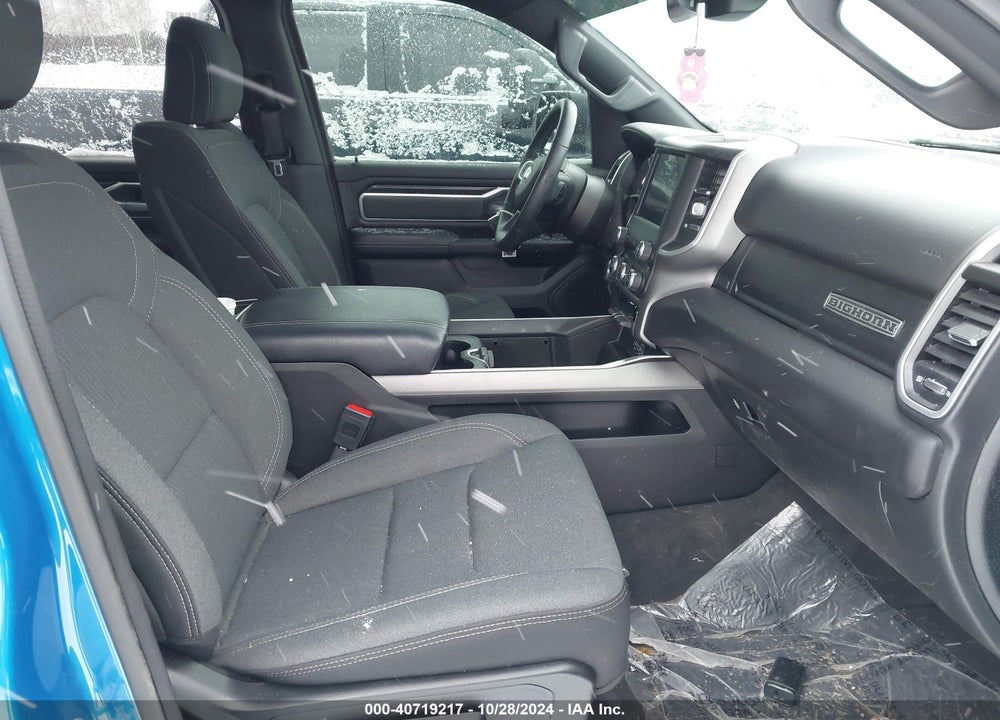 2022 RAM 1500 BIG HORN 4X4 5'7 BOX VIN: 1C6SRFFT2NN381791