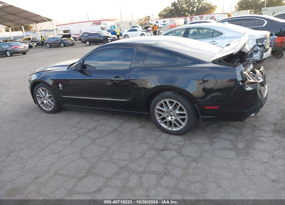 2013 FORD MUSTANG V6 PREMIUM VIN: 1ZVBP8AM1D5262491