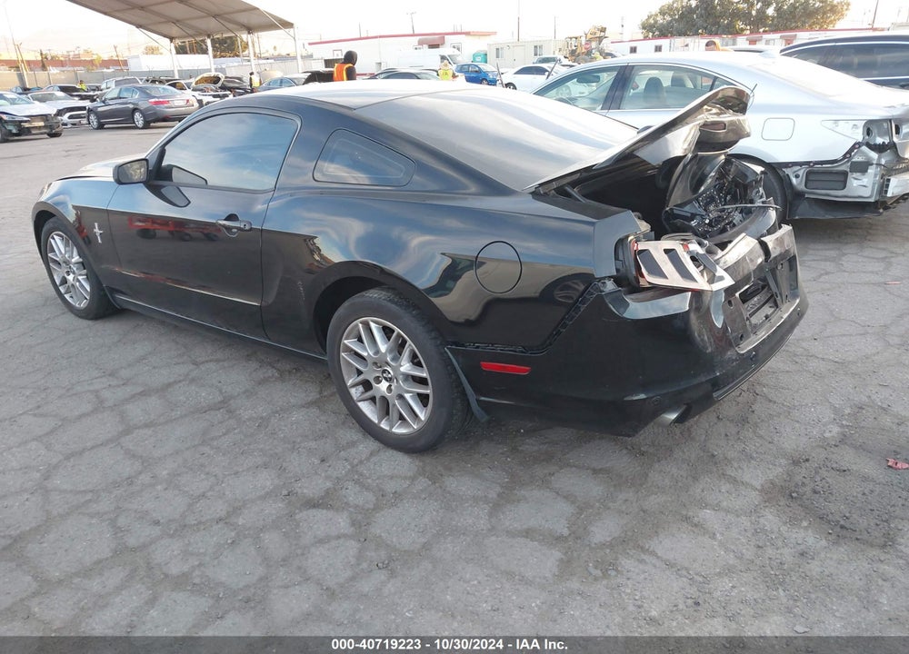 2013 FORD MUSTANG V6 PREMIUM VIN: 1ZVBP8AM1D5262491