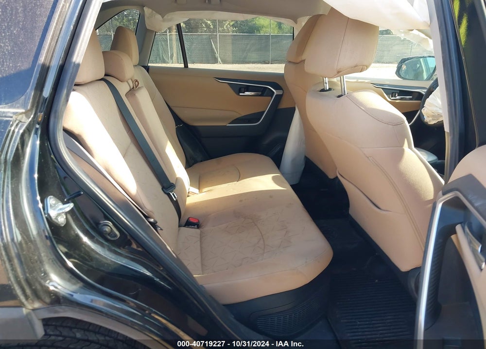 2022 TOYOTA RAV4 XLE VIN: 4T3RWRFVXNU054177