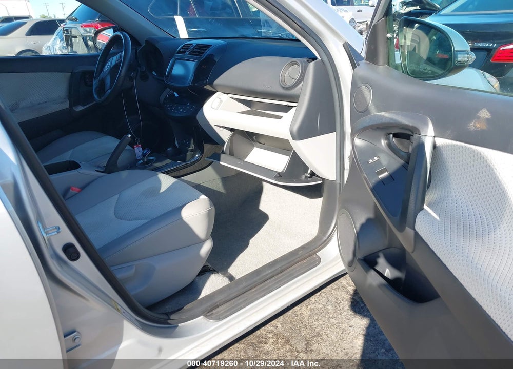2014 TOYOTA RAV4 EV VIN: 2T3YL4DV5EW003101