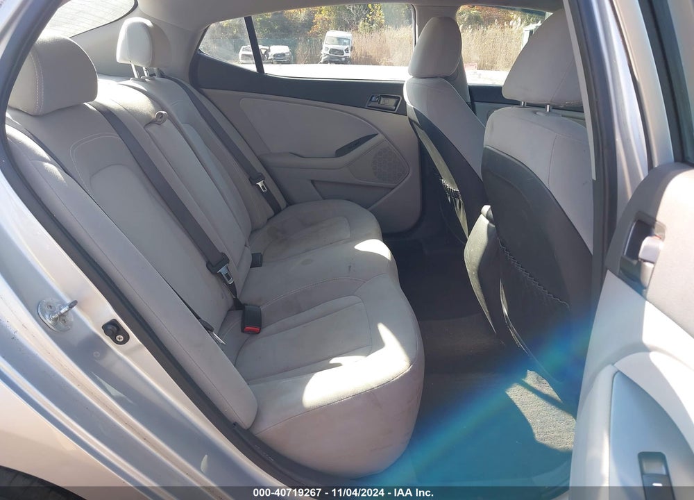 2011 KIA OPTIMA LX VIN: KNAGM4A71B5174247
