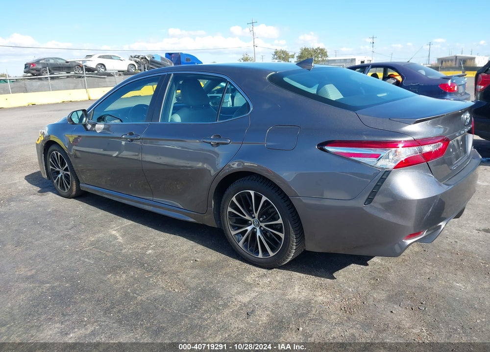 2020 TOYOTA CAMRY SE VIN: 4T1J11AK4LU326321