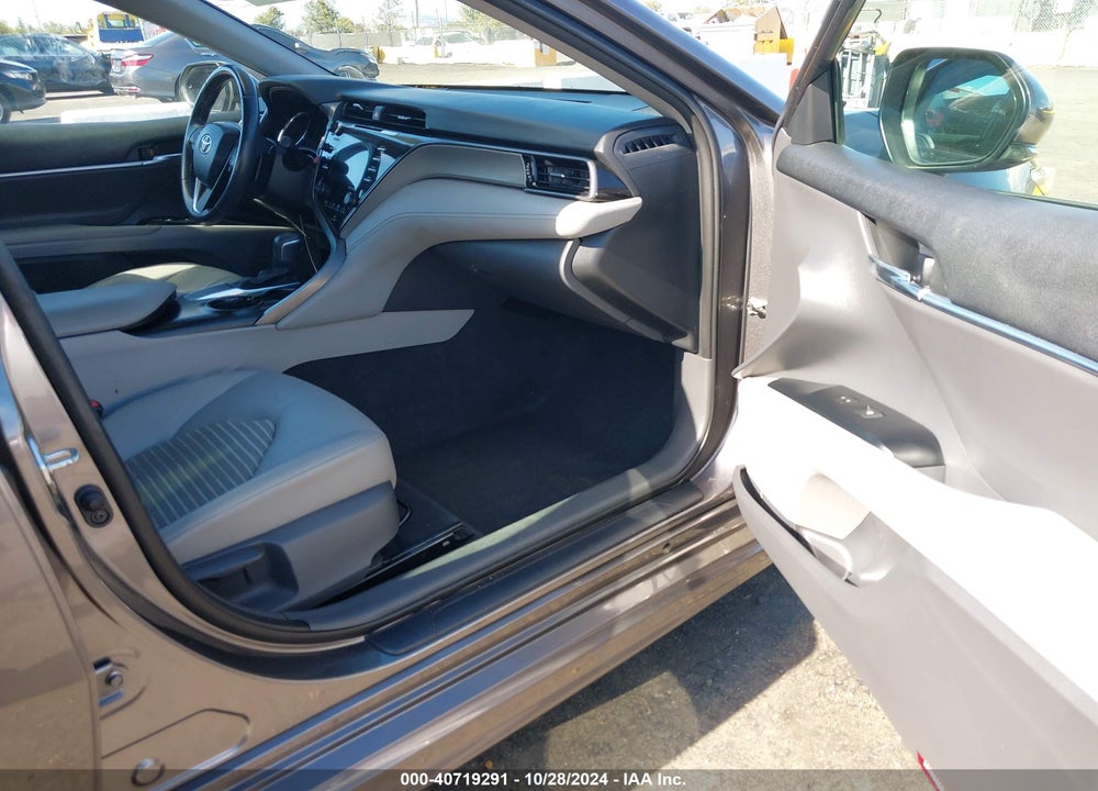 2020 TOYOTA CAMRY SE VIN: 4T1J11AK4LU326321