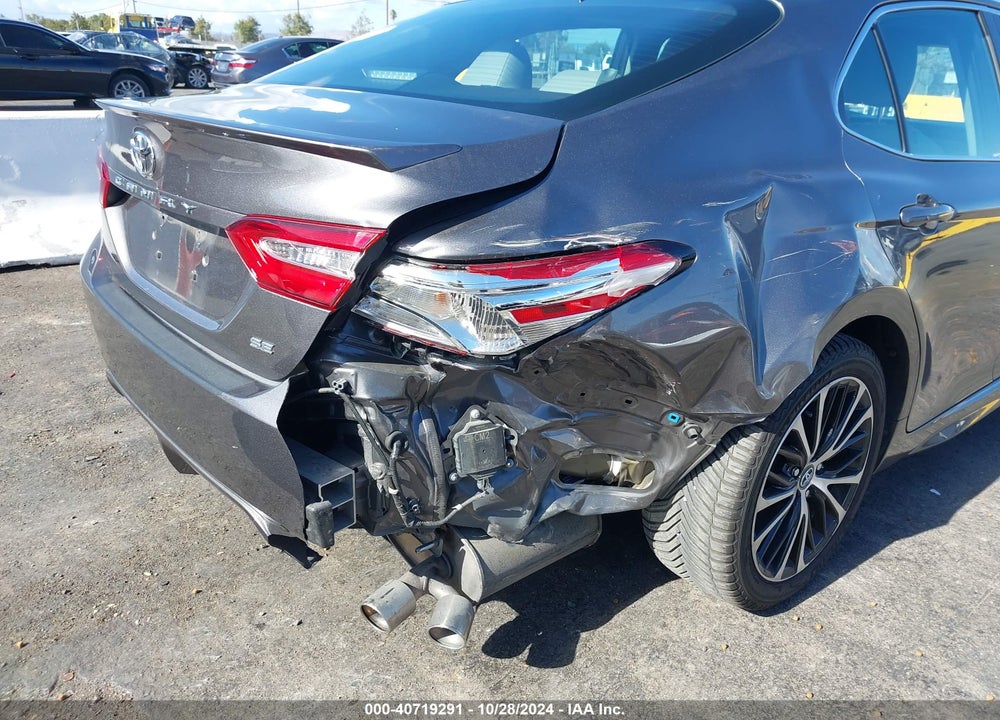 2020 TOYOTA CAMRY SE VIN: 4T1J11AK4LU326321