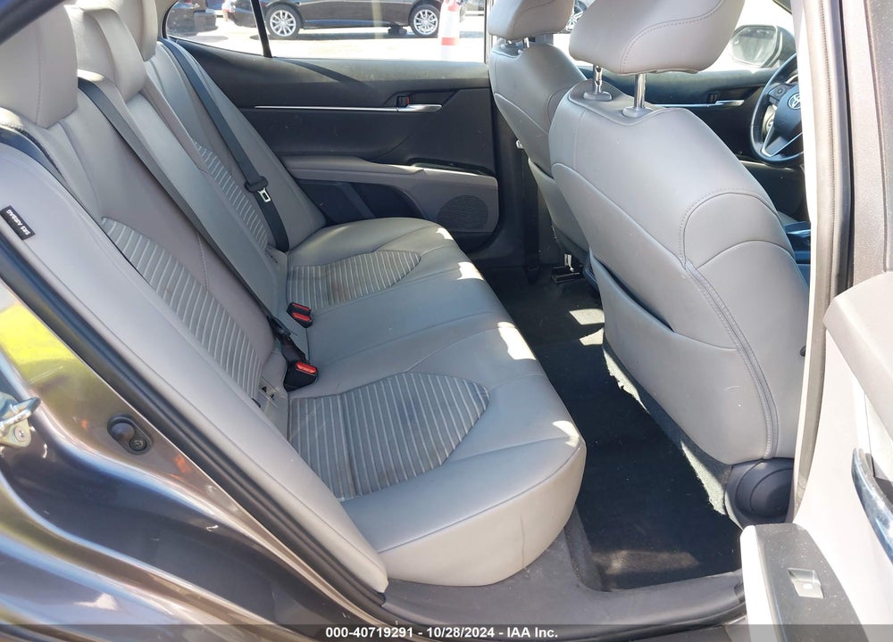 2020 TOYOTA CAMRY SE VIN: 4T1J11AK4LU326321