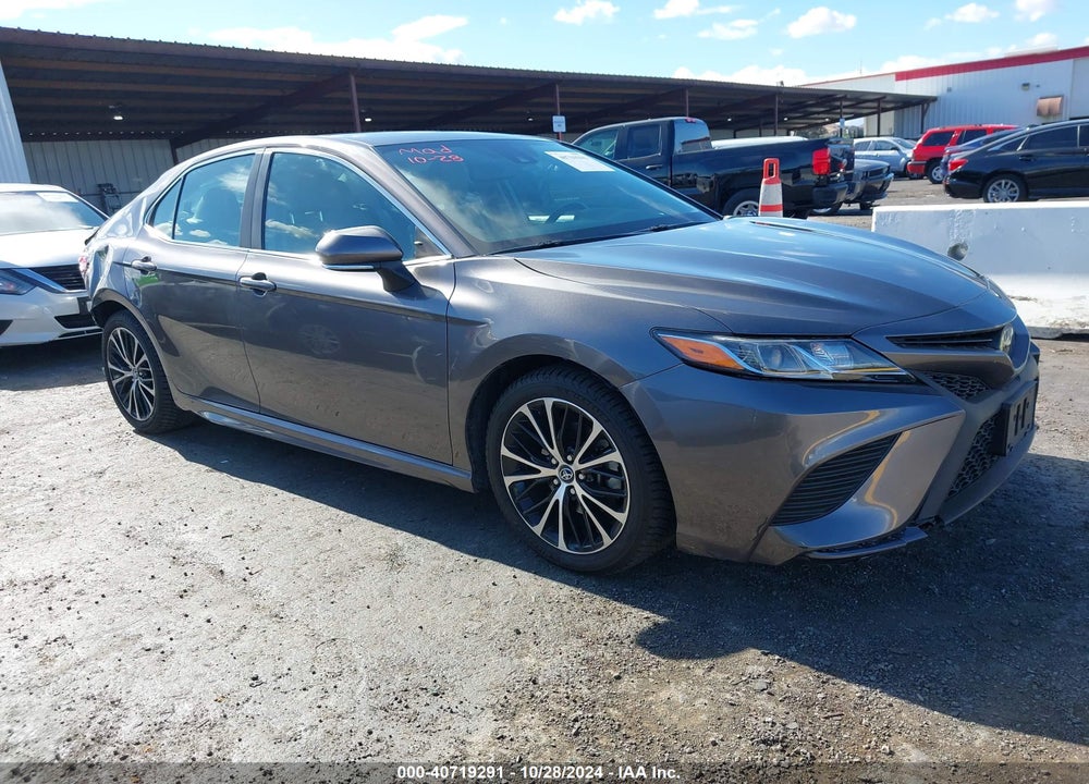 2020 TOYOTA CAMRY SE VIN: 4T1J11AK4LU326321