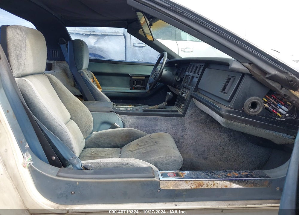 1985 CHEVROLET CORVETTE VIN: 1G1YY0780F5127178
