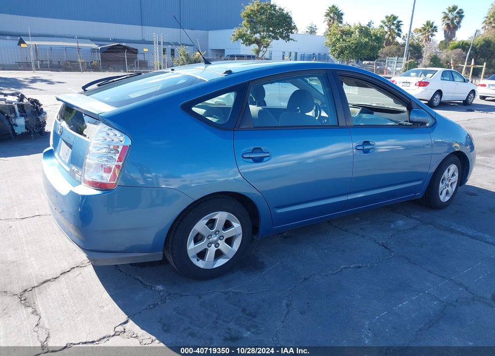 2008 TOYOTA PRIUS VIN: JTDKB20UX87752891