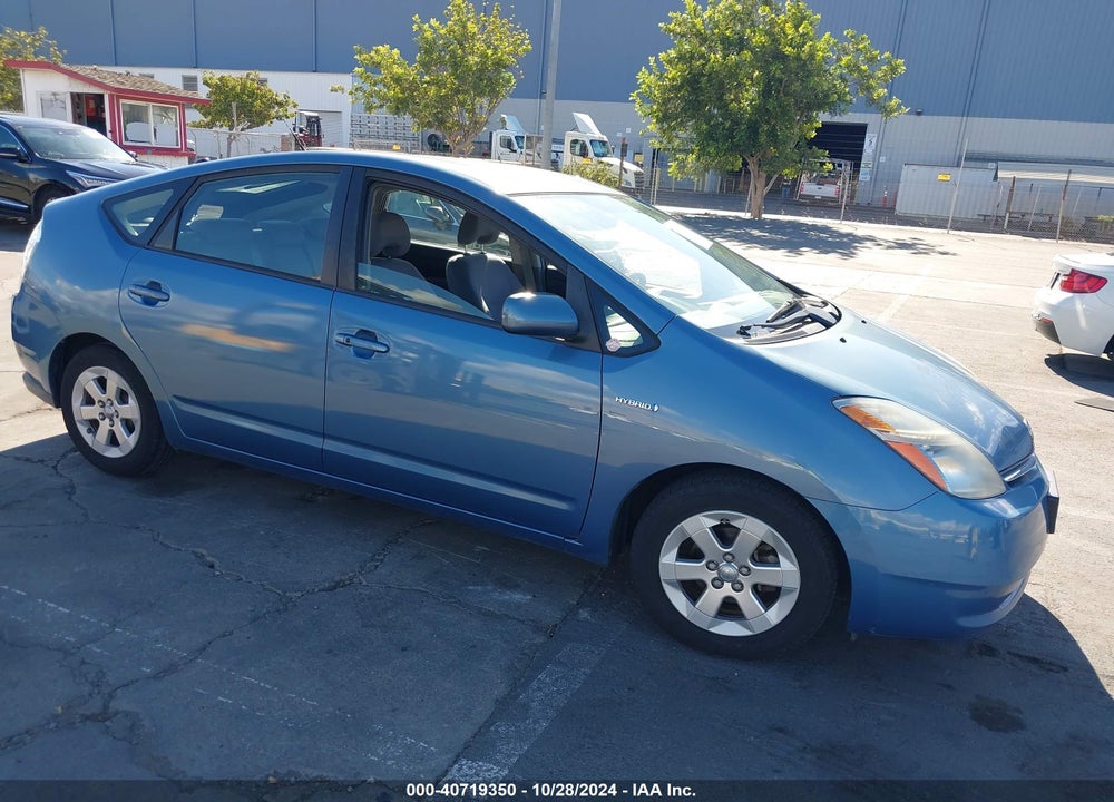 2008 TOYOTA PRIUS VIN: JTDKB20UX87752891