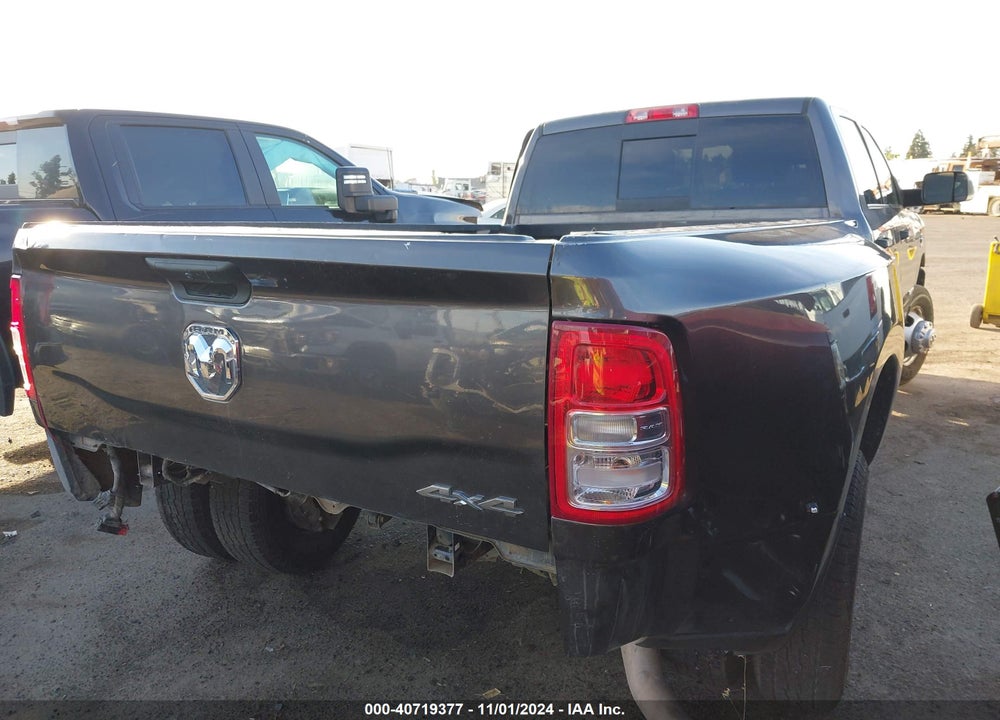 2021 RAM 3500 TRADESMAN  4X4 8' BOX VIN: 3C63RRGL9MG588271