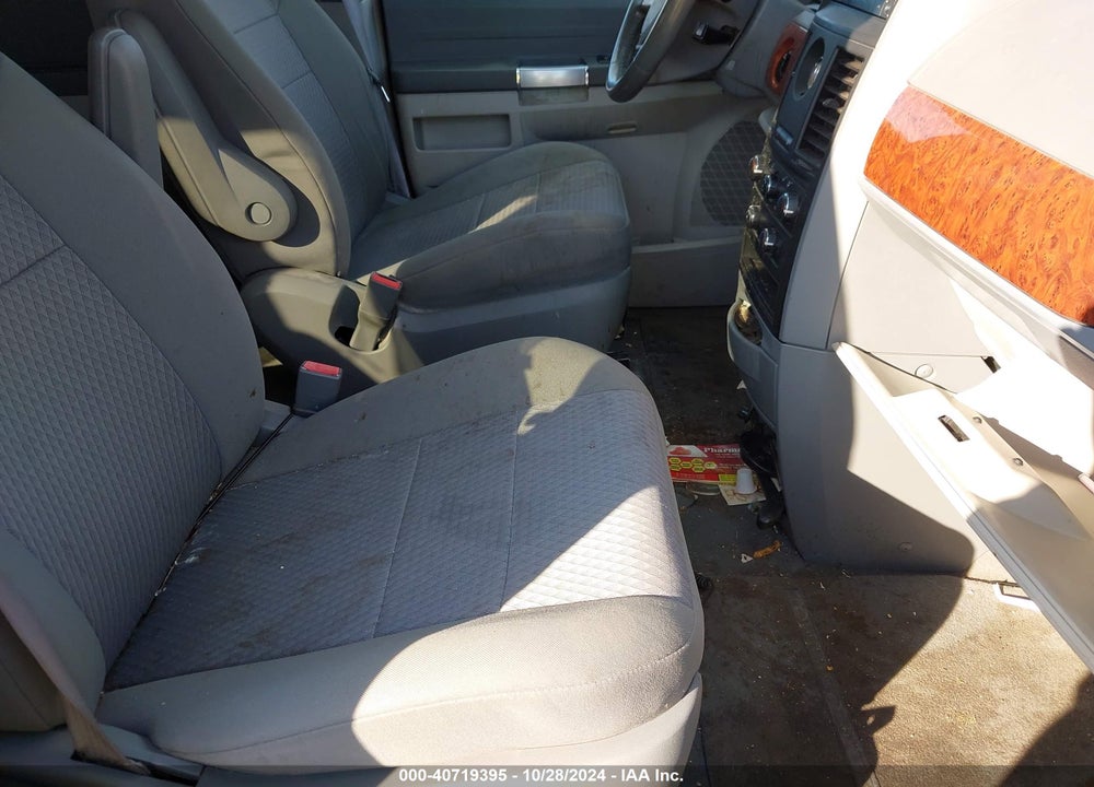 2008 CHRYSLER TOWN & COUNTRY TOURING VIN: 2A8HR54P08R655993