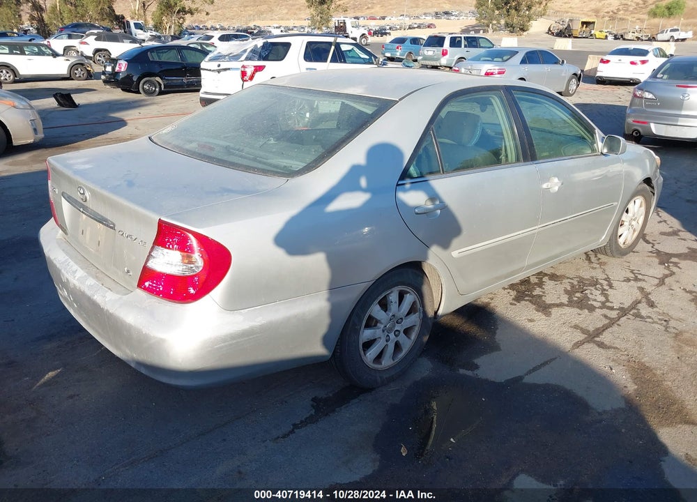 2002 TOYOTA CAMRY XLE V6 VIN: 4T1BF30K42U030491