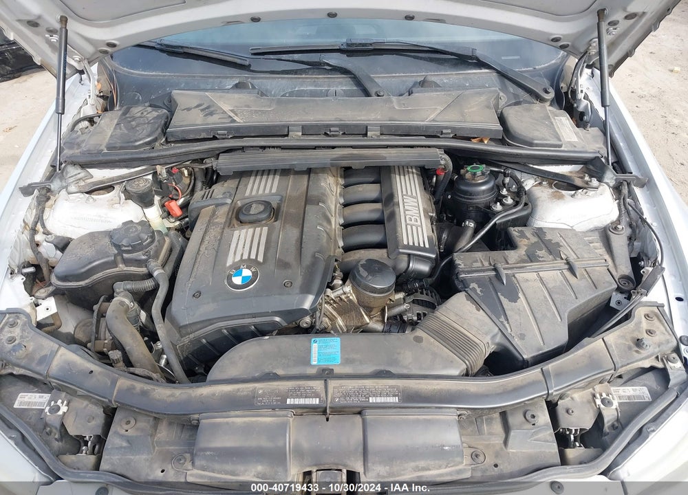 2011 BMW 328I VIN: WBAPH5C55BA449020