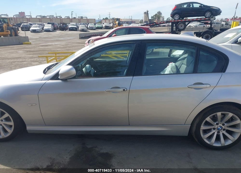 2011 BMW 328I VIN: WBAPH5C55BA449020