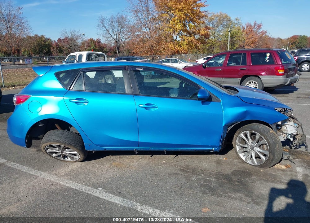 2011 MAZDA 3 S VIN: JM1BL1K66B1360975