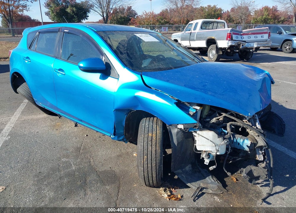 2011 MAZDA 3 S VIN: JM1BL1K66B1360975