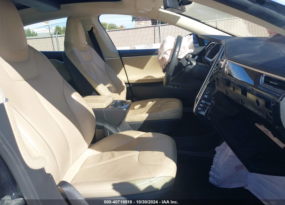 2013 TESLA MODEL S VIN: 5YJSA1CG0DFP09345