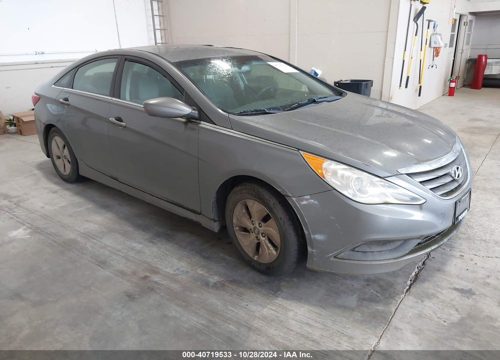 2014 HYUNDAI SONATA GLS VIN: 5NPEB4AC5EH815725