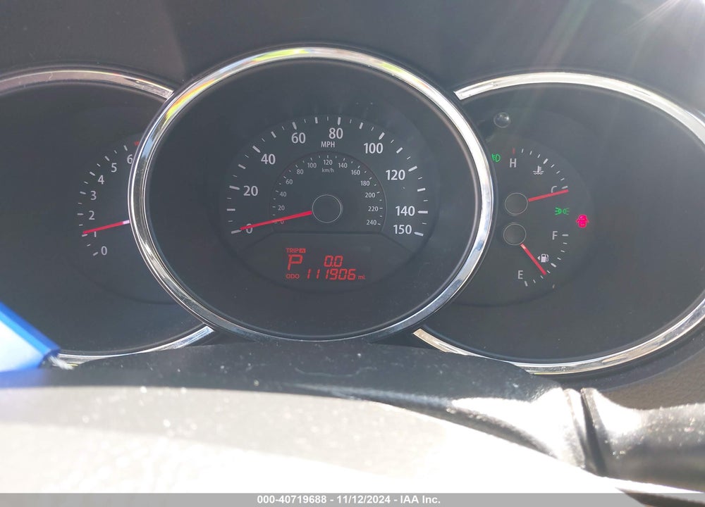 2012 KIA SORENTO LX VIN: 5XYKTCA65CG278377