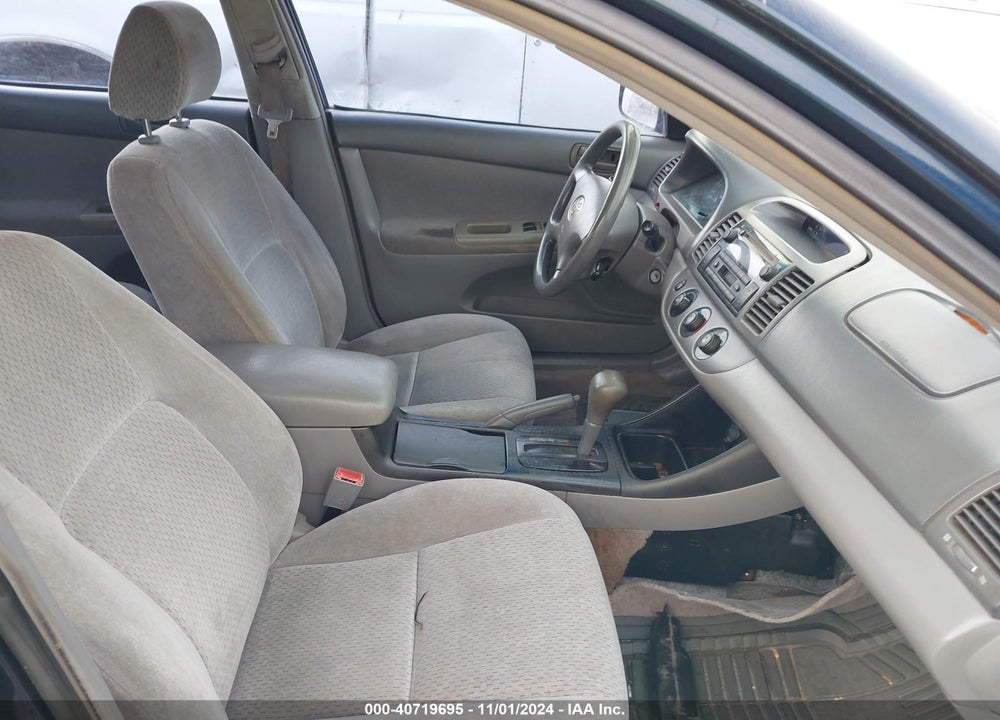 2003 TOYOTA CAMRY LE VIN: 4T1BE32K63U208001