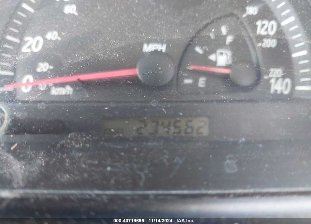 2003 TOYOTA CAMRY LE VIN: 4T1BE32K63U208001