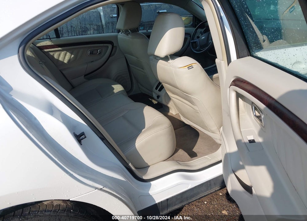 2010 FORD TAURUS LIMITED VIN: 1FAHP2FWXAG112342