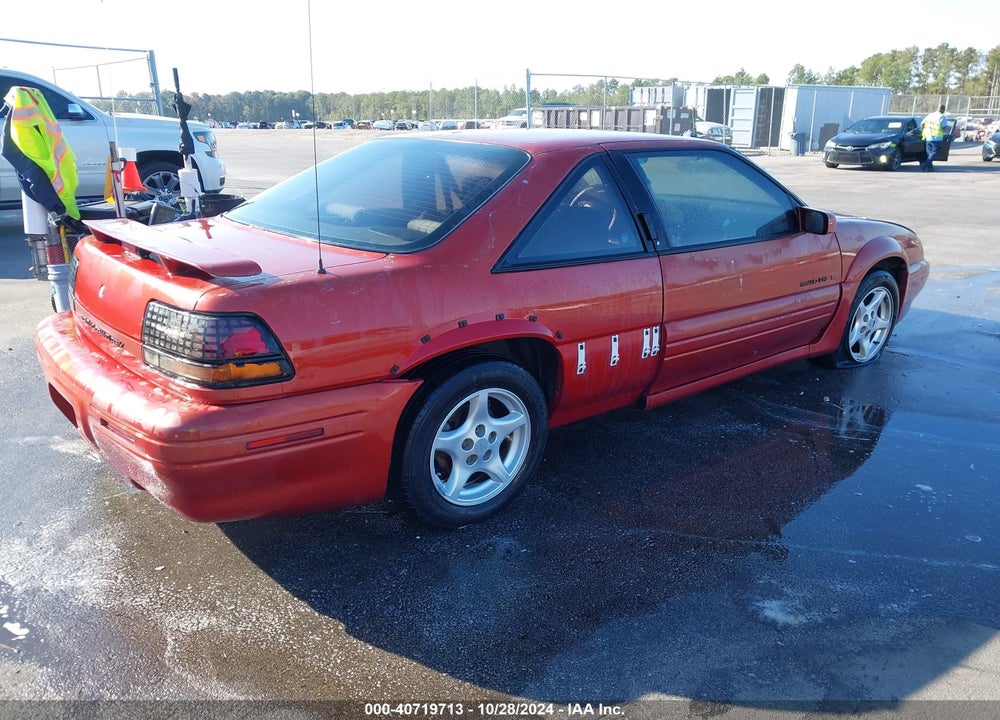 1995 PONTIAC GRAND PRIX SE VIN: 1G2WJ12MXSF318676