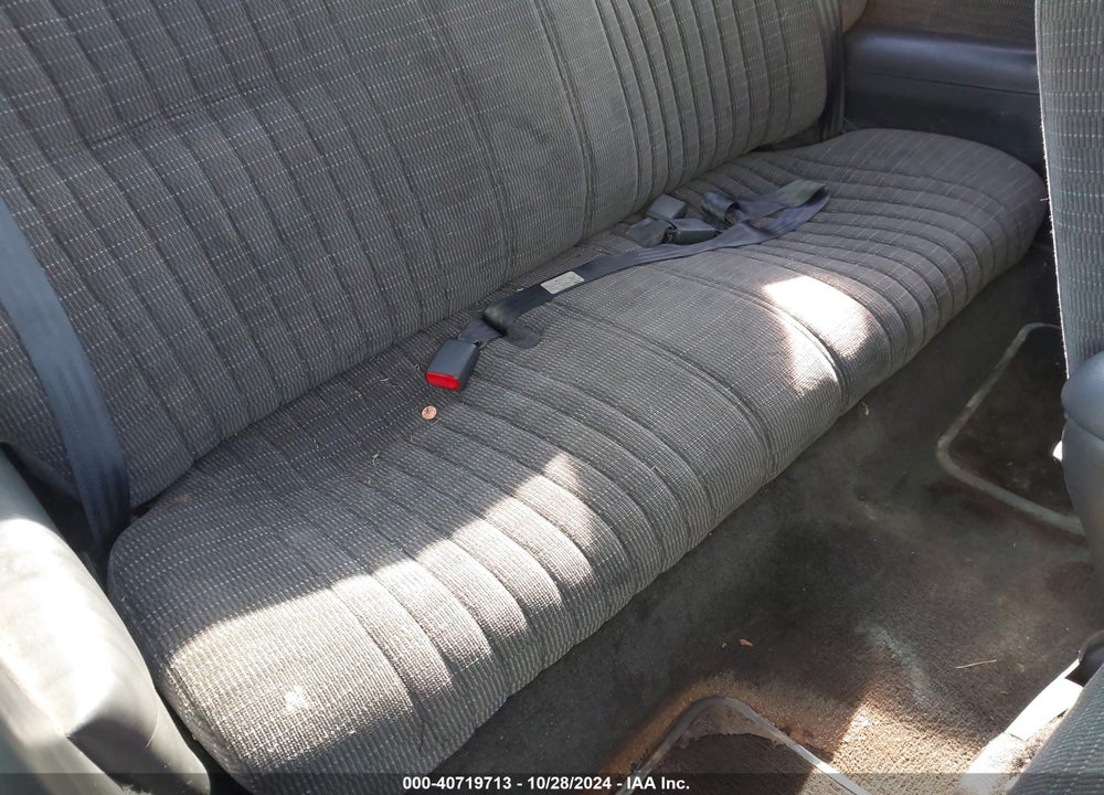 1995 PONTIAC GRAND PRIX SE VIN: 1G2WJ12MXSF318676