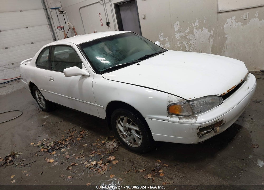 1995 TOYOTA CAMRY LE VIN: 4T1GK12CXSU090805
