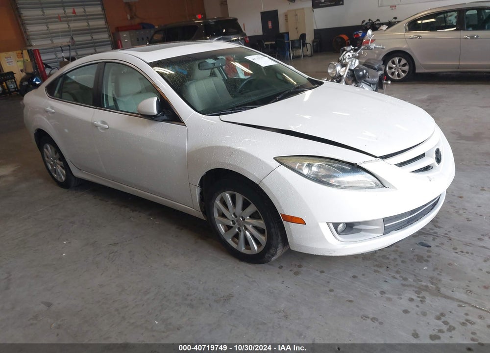 2011 MAZDA 6 I TOURING PLUS VIN: 1YVHZ8CH3B5M13121