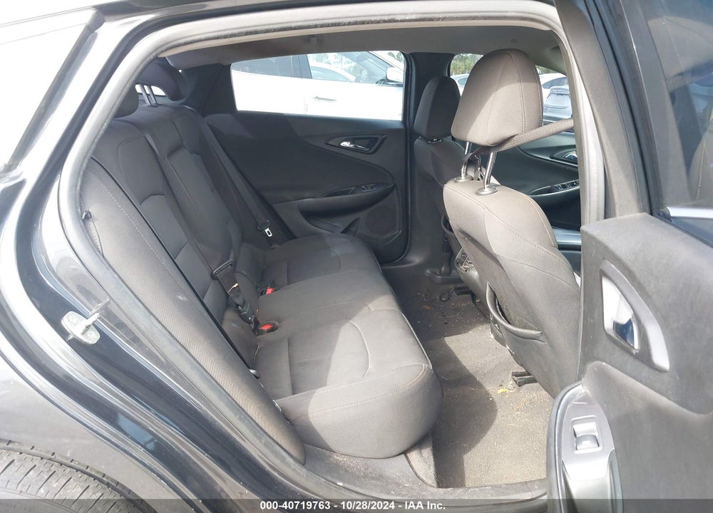 2018 CHEVROLET MALIBU VIN: 1G1ZD5ST1JF197784