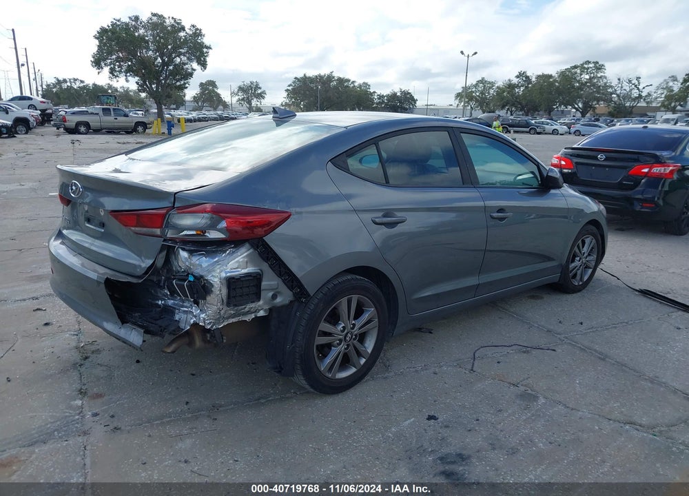 2018 HYUNDAI ELANTRA SEL VIN: KMHD84LF4JU590226