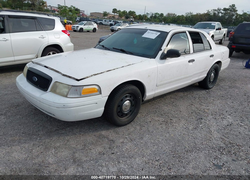 2008 FORD CROWN VICTORIA VIN: 2FAFP71V78X103413