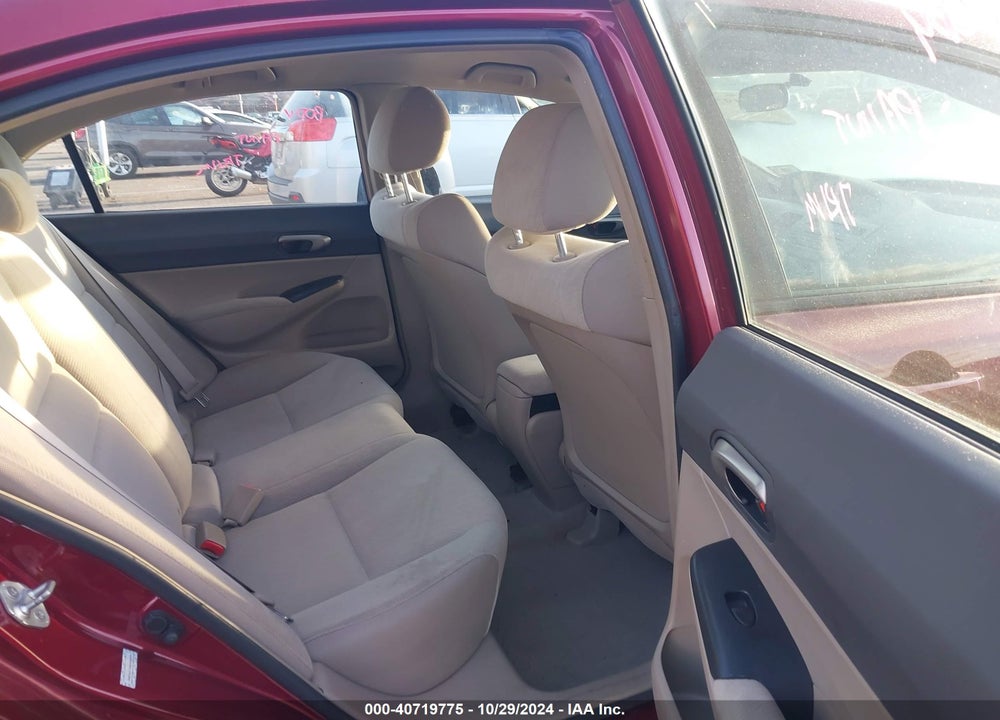 2011 HONDA CIVIC LX VIN: 2HGFA1F55BH506018
