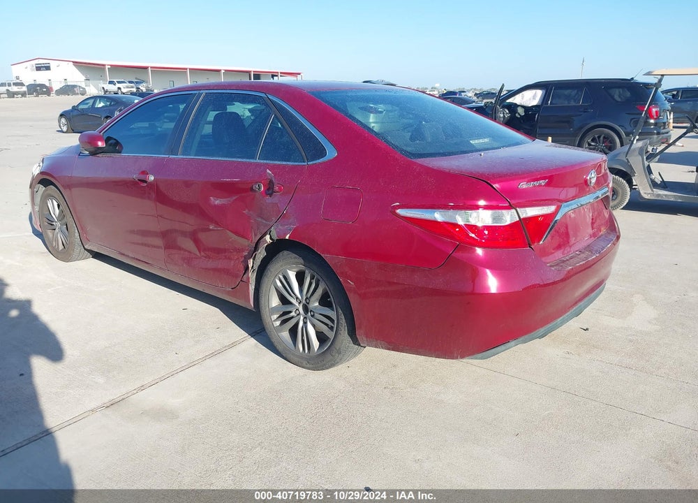 2015 TOYOTA CAMRY SE VIN: 4T1BF1FK3FU913130