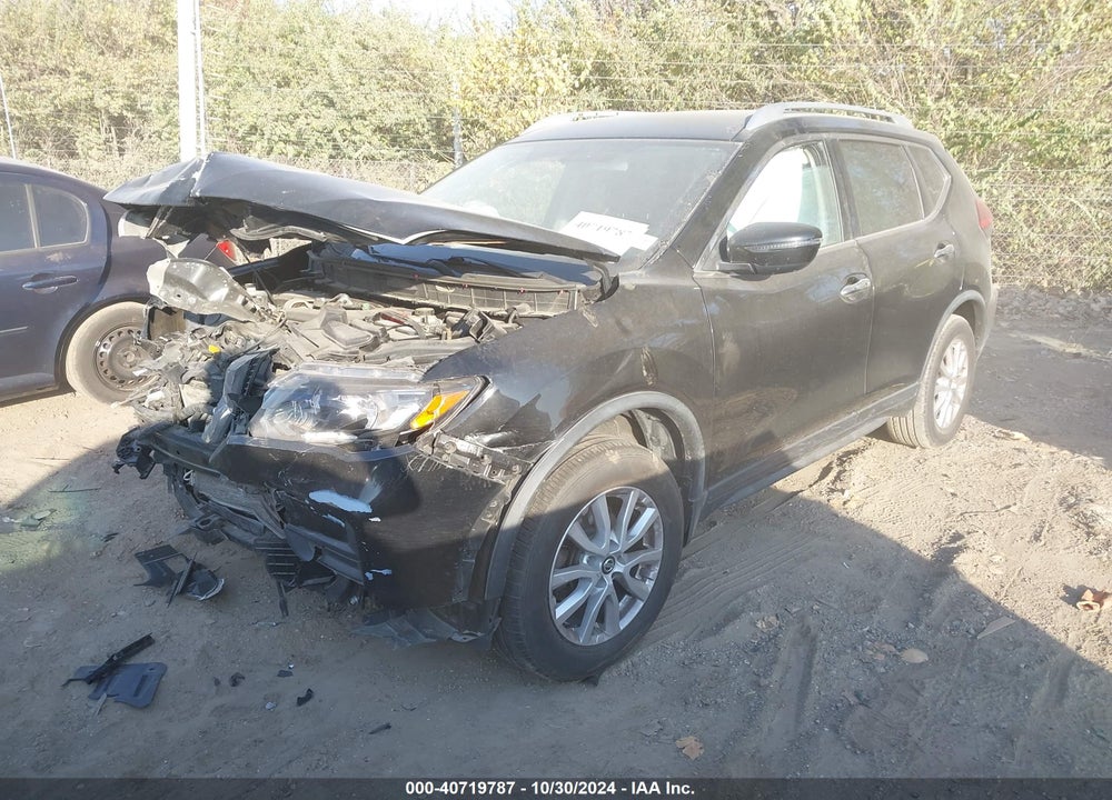 2017 NISSAN ROGUE SV VIN: KNMAT2MV3HP606778