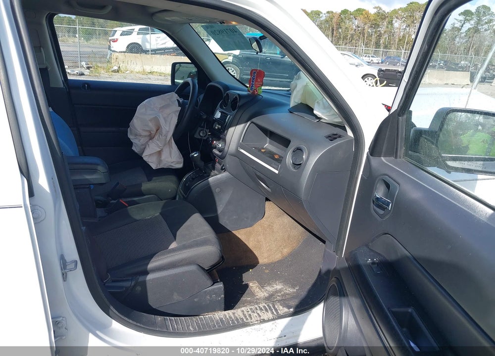 2014 JEEP PATRIOT SPORT VIN: 1C4NJPBB6ED741697