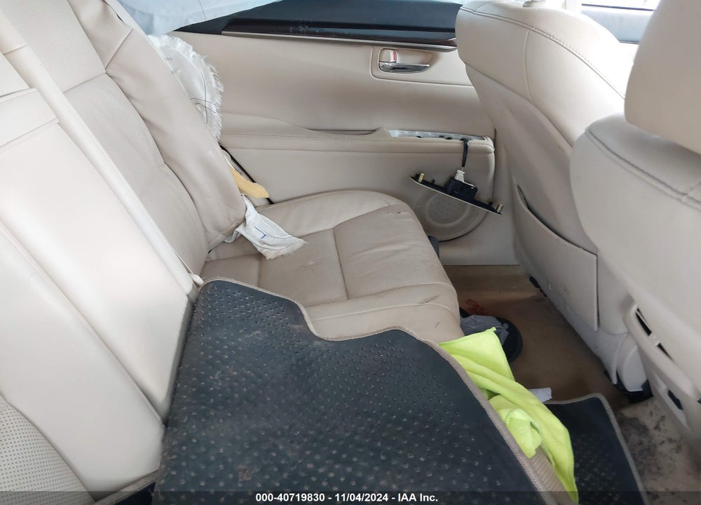 2013 LEXUS ES 350 VIN: JTHBK1GGXD2016825