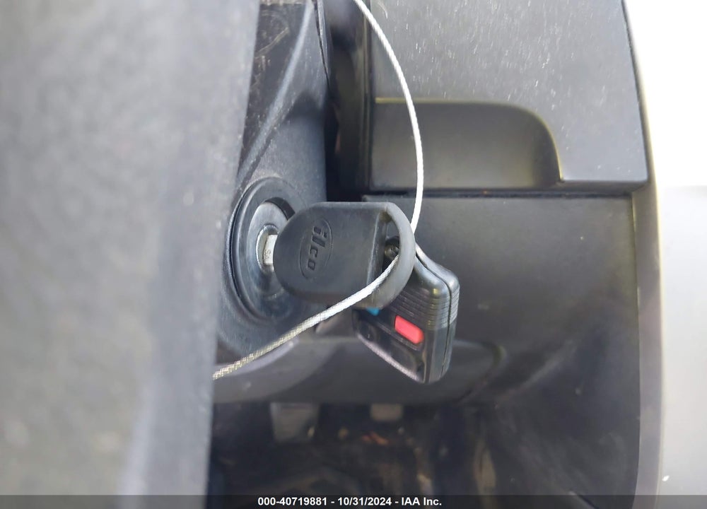 2008 FORD FOCUS SE/SES VIN: 1FAHP35N18W172413