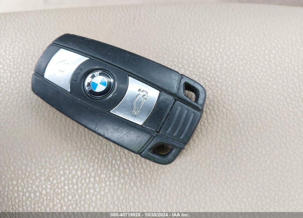 2007 BMW 328I VIN: WBAVA37597NE28829